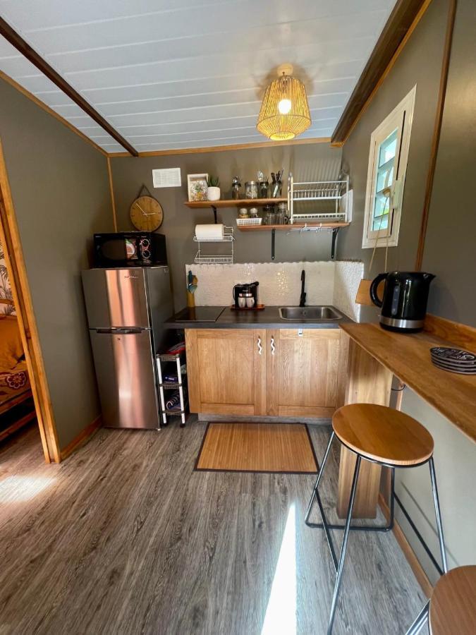 Appartement Auti Studio Direct Access To The Beach On Moorea With Ac -Wifi - Netflix à Haapiti Extérieur photo